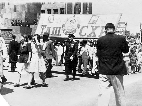 Leading the TashSKHI delegation at a parade